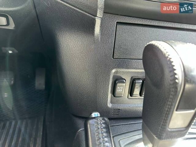 Чорний Міцубісі Паджеро Вагон, об'ємом двигуна 2.97 л та пробігом 312 тис. км за 14300 $, фото 21 на Automoto.ua