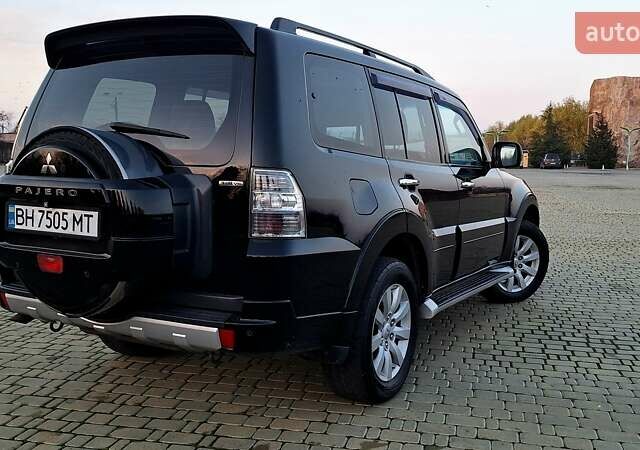 Черный Мицубиси Паджеро Вагон, объемом двигателя 3.83 л и пробегом 389 тыс. км за 14800 $, фото 19 на Automoto.ua