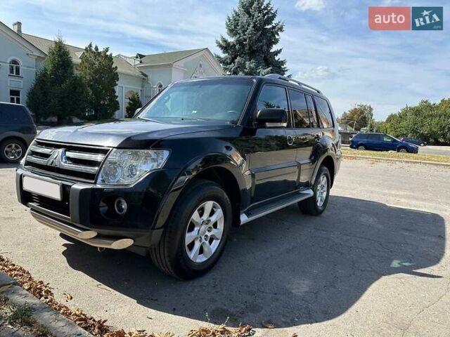 Чорний Міцубісі Паджеро Вагон, об'ємом двигуна 2.97 л та пробігом 312 тис. км за 14300 $, фото 5 на Automoto.ua