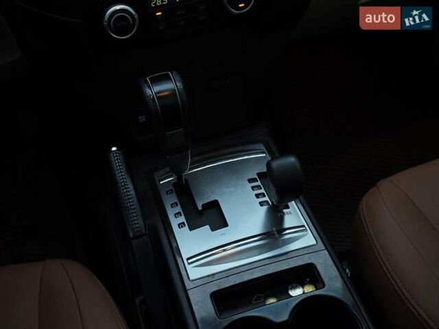 Черный Мицубиси Паджеро Вагон, объемом двигателя 3.8 л и пробегом 219 тыс. км за 10990 $, фото 18 на Automoto.ua