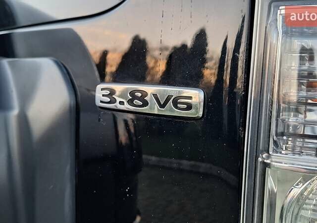 Черный Мицубиси Паджеро Вагон, объемом двигателя 3.83 л и пробегом 389 тыс. км за 14800 $, фото 18 на Automoto.ua