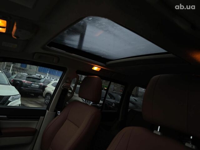 Черный Мицубиси Паджеро Вагон, объемом двигателя 3.8 л и пробегом 219 тыс. км за 10990 $, фото 32 на Automoto.ua