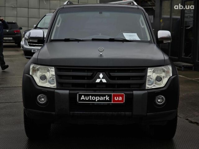 Черный Мицубиси Паджеро Вагон, объемом двигателя 3.8 л и пробегом 219 тыс. км за 10990 $, фото 1 на Automoto.ua