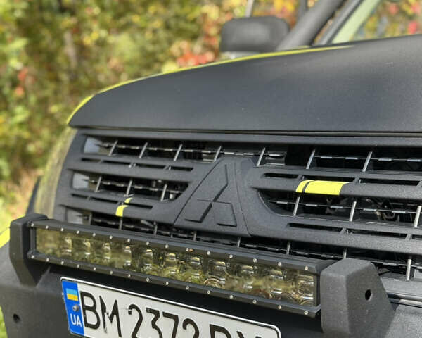 Чорний Міцубісі Паджеро Вагон, об'ємом двигуна 3.5 л та пробігом 220 тис. км за 20000 $, фото 10 на Automoto.ua