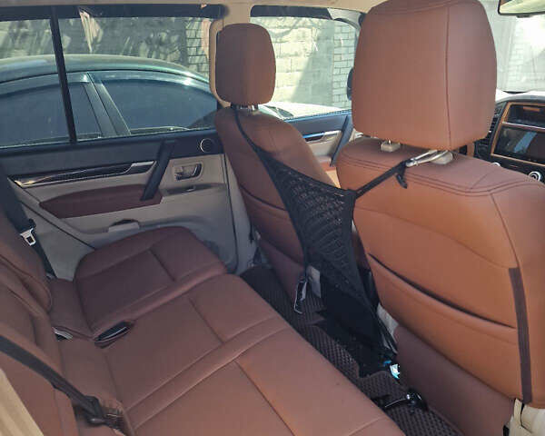 Черный Мицубиси Паджеро Вагон, объемом двигателя 3.8 л и пробегом 219 тыс. км за 14000 $, фото 17 на Automoto.ua