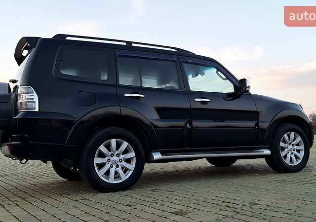 Черный Мицубиси Паджеро Вагон, объемом двигателя 3.83 л и пробегом 389 тыс. км за 14800 $, фото 22 на Automoto.ua