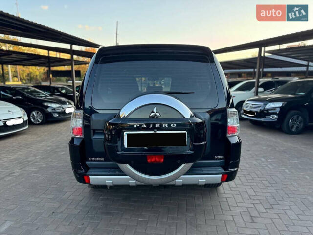 Черный Мицубиси Паджеро Вагон, объемом двигателя 3.2 л и пробегом 180 тыс. км за 16500 $, фото 6 на Automoto.ua