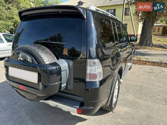 Чорний Міцубісі Паджеро Вагон, об'ємом двигуна 2.97 л та пробігом 312 тис. км за 14300 $, фото 26 на Automoto.ua