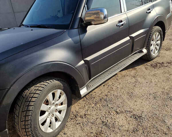 Черный Мицубиси Паджеро Вагон, объемом двигателя 3.8 л и пробегом 219 тыс. км за 14000 $, фото 21 на Automoto.ua