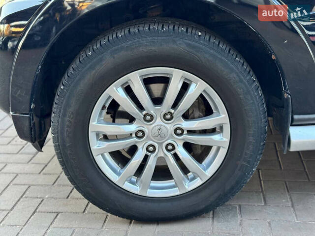 Черный Мицубиси Паджеро Вагон, объемом двигателя 3.2 л и пробегом 180 тыс. км за 16500 $, фото 12 на Automoto.ua