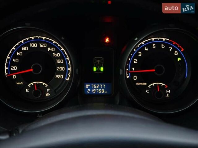 Черный Мицубиси Паджеро Вагон, объемом двигателя 3.8 л и пробегом 219 тыс. км за 10990 $, фото 25 на Automoto.ua