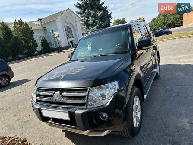 Чорний Міцубісі Паджеро Вагон, об'ємом двигуна 2.97 л та пробігом 312 тис. км за 14300 $, фото 1 на Automoto.ua