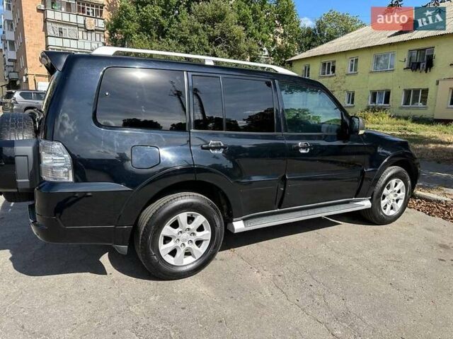 Чорний Міцубісі Паджеро Вагон, об'ємом двигуна 2.97 л та пробігом 312 тис. км за 14300 $, фото 7 на Automoto.ua