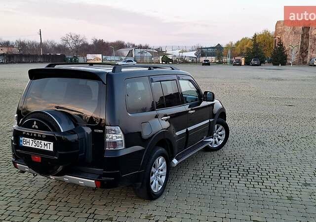 Черный Мицубиси Паджеро Вагон, объемом двигателя 3.83 л и пробегом 389 тыс. км за 14800 $, фото 20 на Automoto.ua