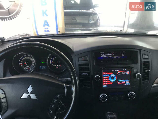 Чорний Міцубісі Паджеро Вагон, об'ємом двигуна 3.2 л та пробігом 164 тис. км за 20000 $, фото 11 на Automoto.ua