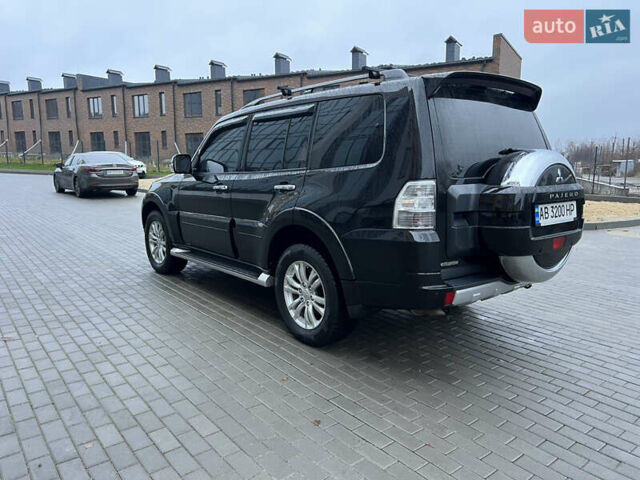 Черный Мицубиси Паджеро Вагон, объемом двигателя 3.2 л и пробегом 117 тыс. км за 18500 $, фото 22 на Automoto.ua
