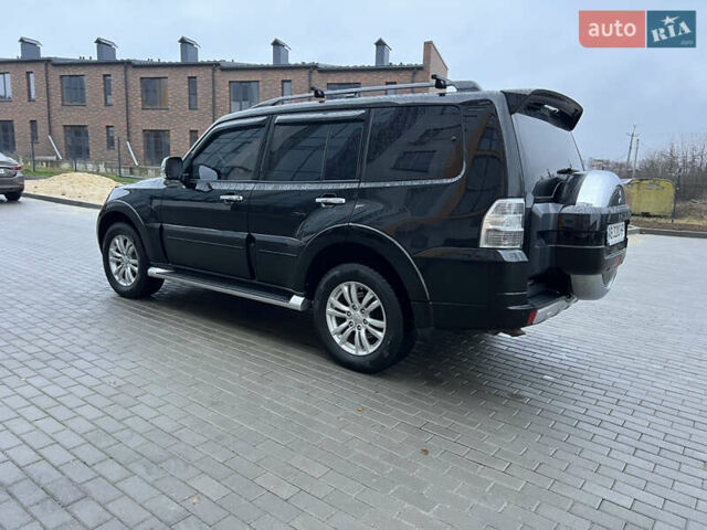 Черный Мицубиси Паджеро Вагон, объемом двигателя 3.2 л и пробегом 117 тыс. км за 18500 $, фото 24 на Automoto.ua