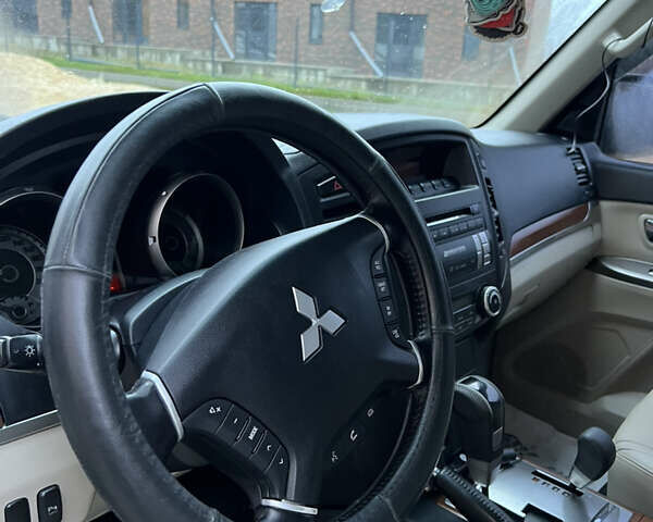 Черный Мицубиси Паджеро Вагон, объемом двигателя 3.2 л и пробегом 117 тыс. км за 18500 $, фото 84 на Automoto.ua