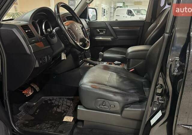Мицубиси Паджеро Вагон 2012 в Ужгороде на Automoto.ua Черный Мицубиси Паджеро Вагон, объемом двигателя 3.2 л и пробегом 148 тыс. км за 19241 $, фото 17 на Automoto.ua