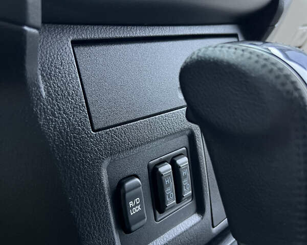 Черный Мицубиси Паджеро Вагон, объемом двигателя 3.2 л и пробегом 117 тыс. км за 18500 $, фото 74 на Automoto.ua