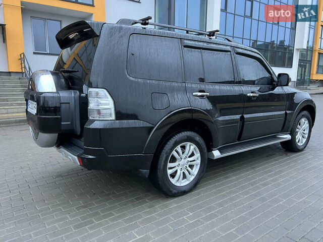 Черный Мицубиси Паджеро Вагон, объемом двигателя 3.2 л и пробегом 117 тыс. км за 18500 $, фото 35 на Automoto.ua