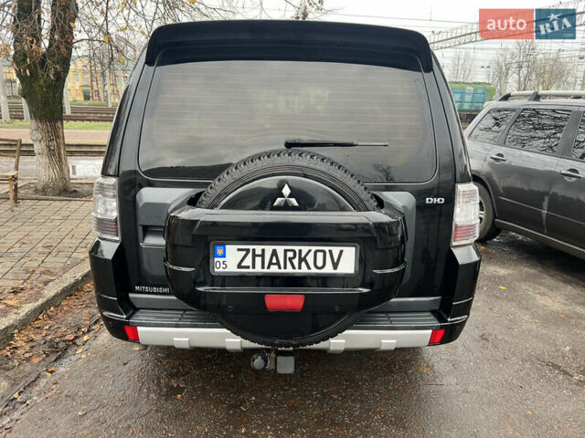 Черный Мицубиси Паджеро Вагон, объемом двигателя 3.2 л и пробегом 230 тыс. км за 17000 $, фото 6 на Automoto.ua