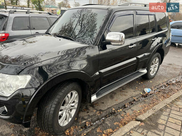 Черный Мицубиси Паджеро Вагон, объемом двигателя 3.2 л и пробегом 230 тыс. км за 17000 $, фото 2 на Automoto.ua