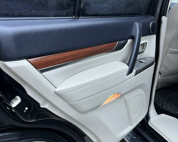 Черный Мицубиси Паджеро Вагон, объемом двигателя 3.2 л и пробегом 117 тыс. км за 18500 $, фото 49 на Automoto.ua