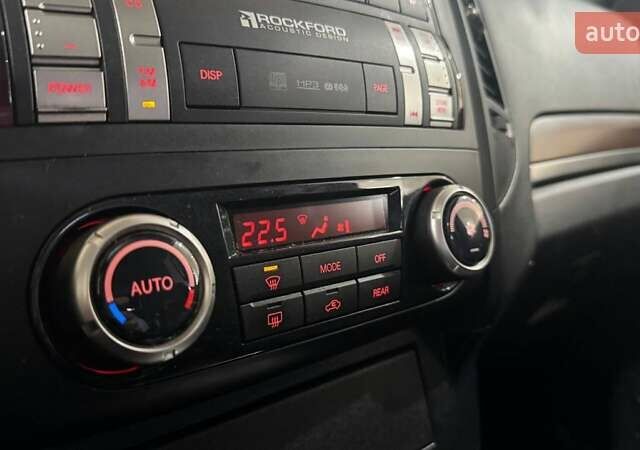 Мицубиси Паджеро Вагон 2012 в Ужгороде на Automoto.ua Черный Мицубиси Паджеро Вагон, объемом двигателя 3.2 л и пробегом 148 тыс. км за 19241 $, фото 27 на Automoto.ua