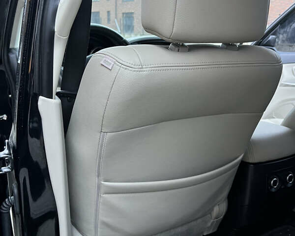 Черный Мицубиси Паджеро Вагон, объемом двигателя 3.2 л и пробегом 117 тыс. км за 18500 $, фото 66 на Automoto.ua