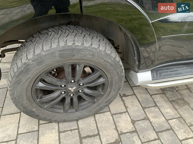 Чорний Міцубісі Паджеро Вагон, об'ємом двигуна 3.2 л та пробігом 174 тис. км за 21500 $, фото 12 на Automoto.ua