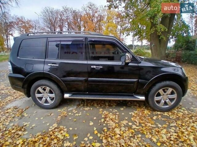 Чорний Міцубісі Паджеро Вагон, об'ємом двигуна 3.2 л та пробігом 170 тис. км за 20700 $, фото 1 на Automoto.ua