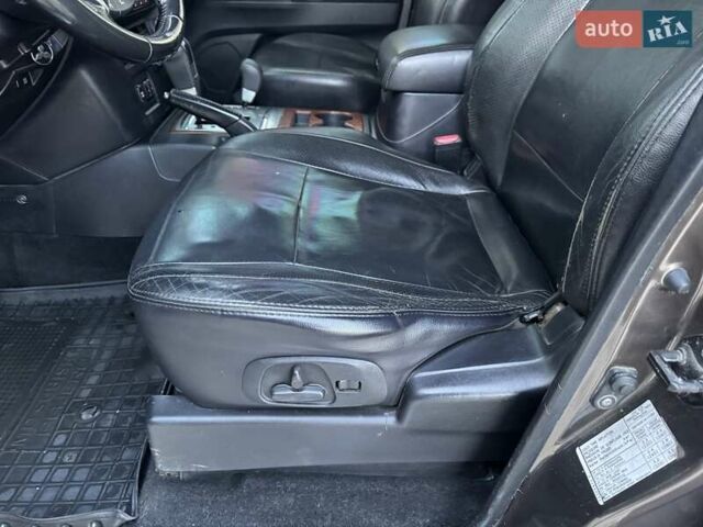 Коричневий Міцубісі Паджеро Вагон, об'ємом двигуна 3.2 л та пробігом 234 тис. км за 13900 $, фото 36 на Automoto.ua