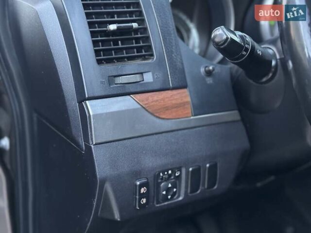 Коричневий Міцубісі Паджеро Вагон, об'ємом двигуна 3.2 л та пробігом 234 тис. км за 13900 $, фото 30 на Automoto.ua