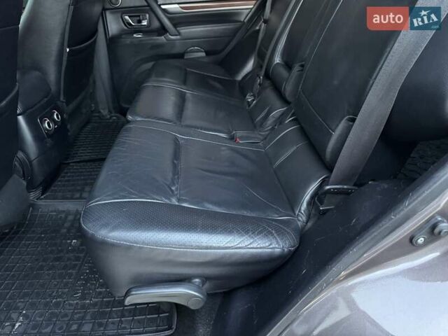 Коричневий Міцубісі Паджеро Вагон, об'ємом двигуна 3.2 л та пробігом 234 тис. км за 13900 $, фото 56 на Automoto.ua