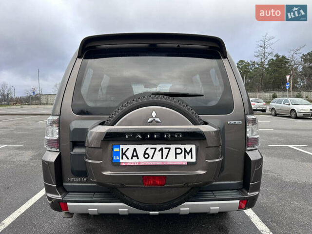 Коричневий Міцубісі Паджеро Вагон, об'ємом двигуна 3.83 л та пробігом 100 тис. км за 19900 $, фото 17 на Automoto.ua