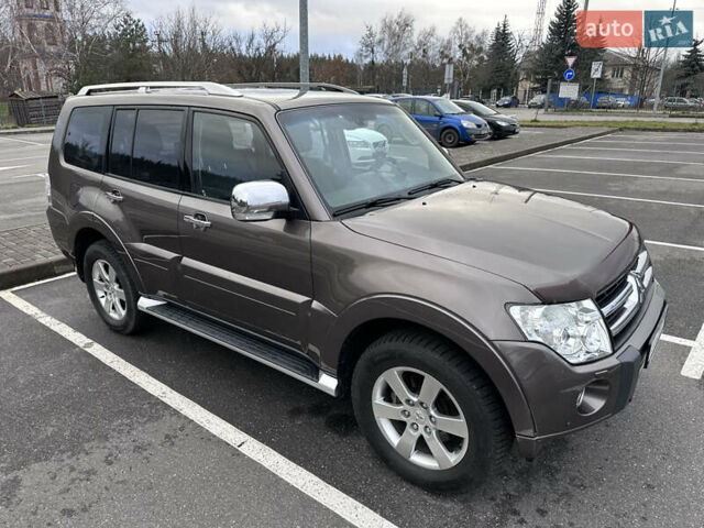 Коричневий Міцубісі Паджеро Вагон, об'ємом двигуна 3.83 л та пробігом 100 тис. км за 19900 $, фото 6 на Automoto.ua