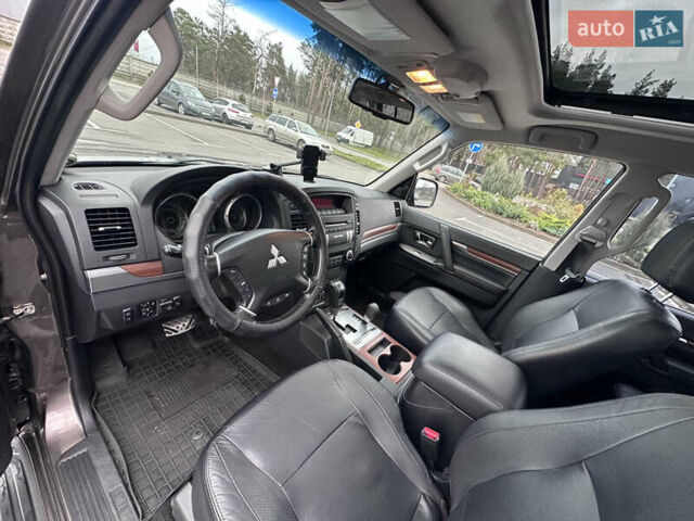 Коричневий Міцубісі Паджеро Вагон, об'ємом двигуна 3.83 л та пробігом 100 тис. км за 19900 $, фото 29 на Automoto.ua