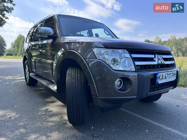 Коричневый Мицубиси Паджеро Вагон, объемом двигателя 3.83 л и пробегом 100 тыс. км за 19900 $, фото 8 на Automoto.ua