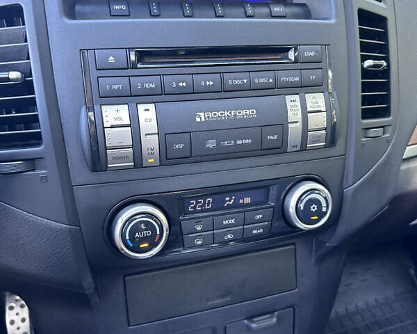 Коричневый Мицубиси Паджеро Вагон, объемом двигателя 3.83 л и пробегом 100 тыс. км за 19900 $, фото 36 на Automoto.ua