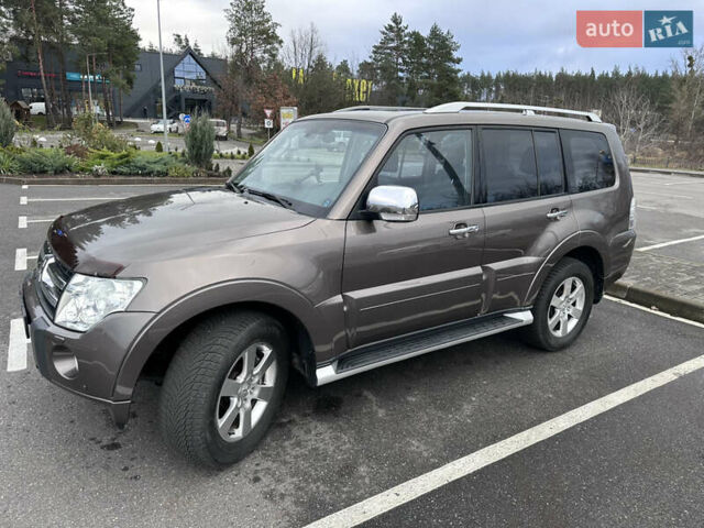 Коричневий Міцубісі Паджеро Вагон, об'ємом двигуна 3.83 л та пробігом 100 тис. км за 19900 $, фото 10 на Automoto.ua