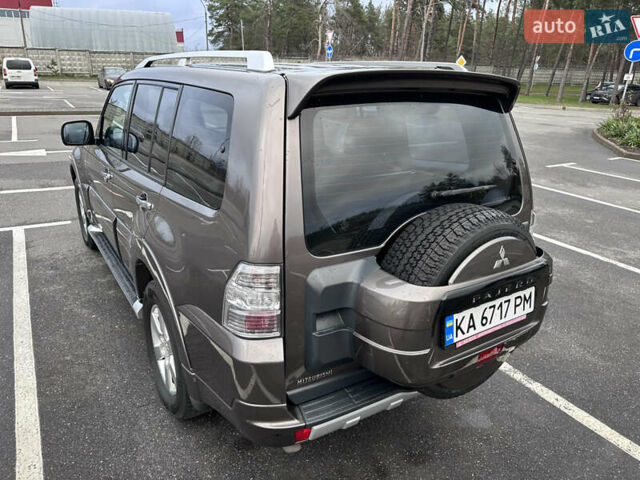 Коричневий Міцубісі Паджеро Вагон, об'ємом двигуна 3.83 л та пробігом 100 тис. км за 19900 $, фото 16 на Automoto.ua