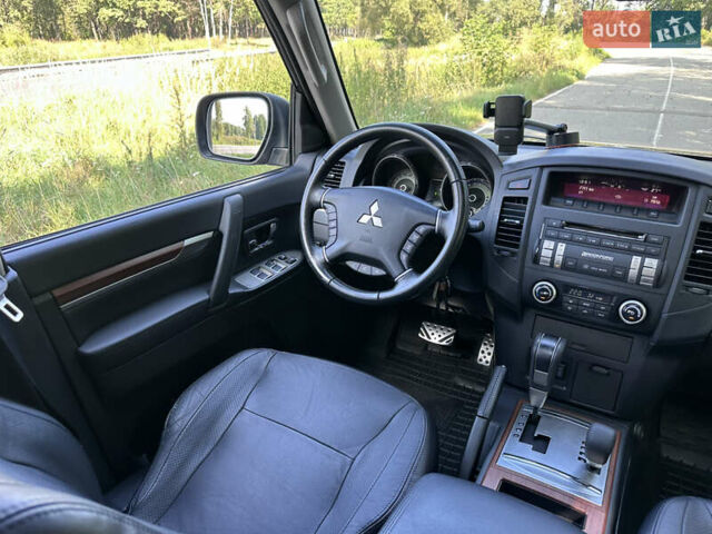 Коричневый Мицубиси Паджеро Вагон, объемом двигателя 3.83 л и пробегом 100 тыс. км за 19900 $, фото 34 на Automoto.ua