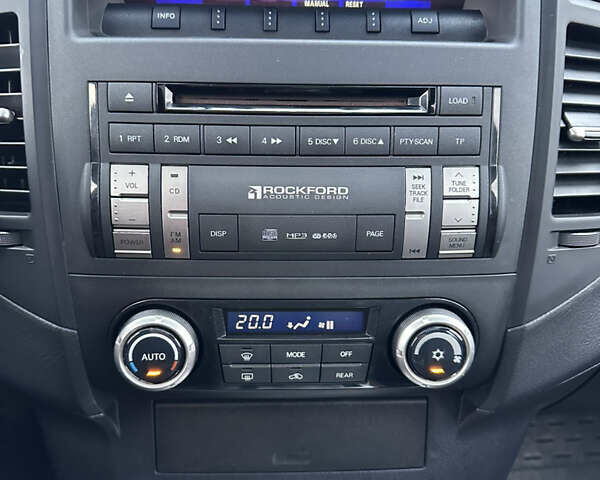 Коричневий Міцубісі Паджеро Вагон, об'ємом двигуна 3.83 л та пробігом 100 тис. км за 19900 $, фото 39 на Automoto.ua