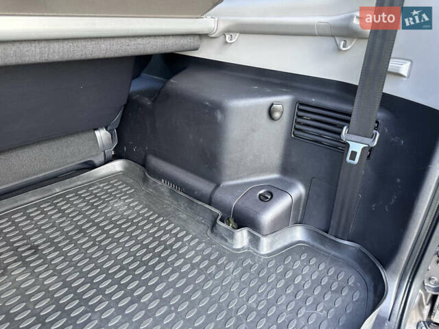 Коричневый Мицубиси Паджеро Вагон, объемом двигателя 3.83 л и пробегом 100 тыс. км за 19900 $, фото 22 на Automoto.ua