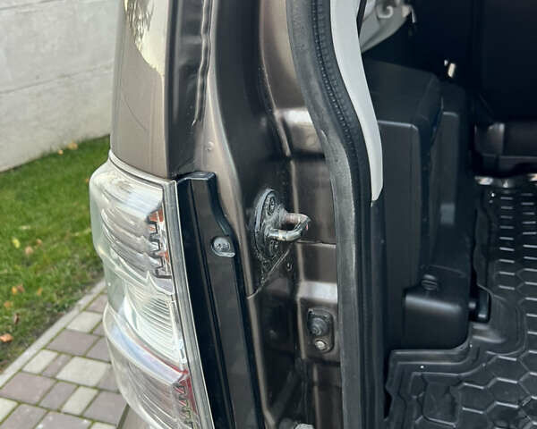 Коричневый Мицубиси Паджеро Вагон, объемом двигателя 3.2 л и пробегом 216 тыс. км за 17000 $, фото 21 на Automoto.ua