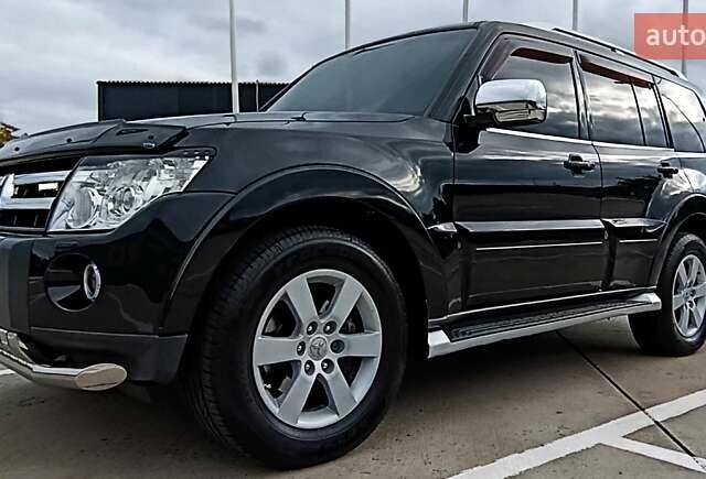 Червоний Міцубісі Паджеро Вагон, об'ємом двигуна 3.8 л та пробігом 192 тис. км за 15400 $, фото 8 на Automoto.ua