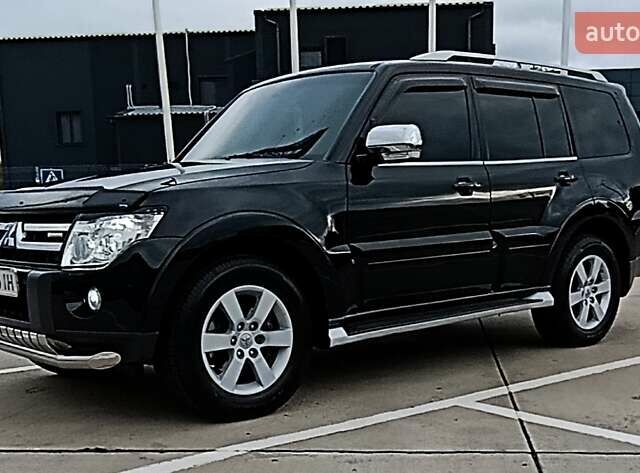 Червоний Міцубісі Паджеро Вагон, об'ємом двигуна 3.8 л та пробігом 192 тис. км за 15400 $, фото 18 на Automoto.ua