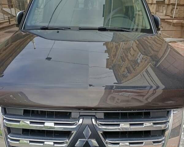 Красный Мицубиси Паджеро Вагон, объемом двигателя 3.8 л и пробегом 288 тыс. км за 14600 $, фото 8 на Automoto.ua