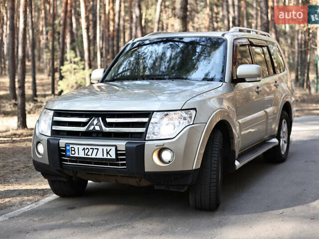 Міцубісі Паджеро Вагон, об'ємом двигуна 3.2 л та пробігом 426 тис. км за 10000 $, фото 6 на Automoto.ua